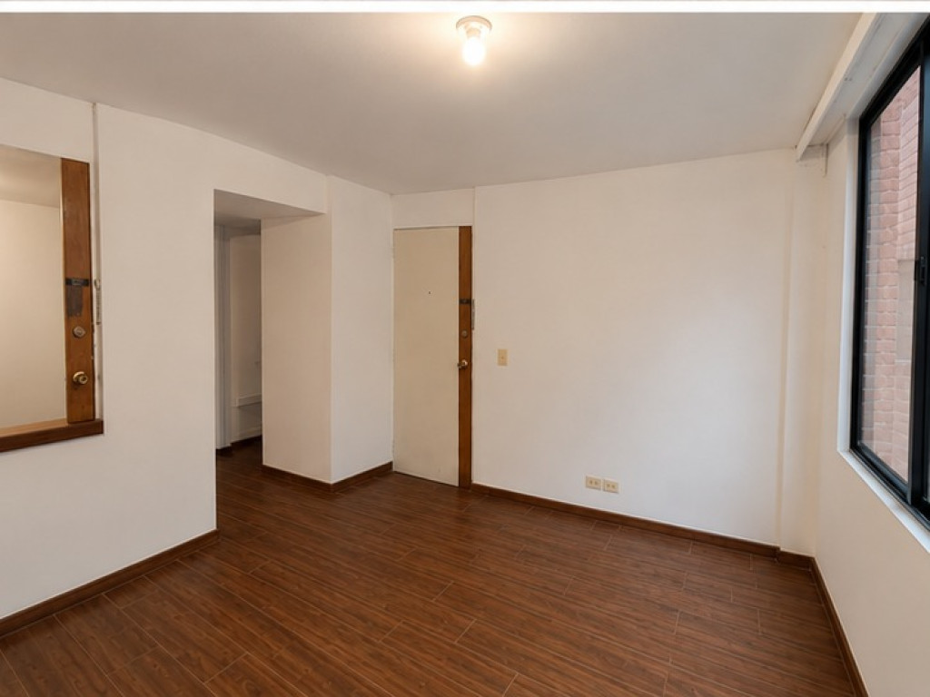 Apartamento en arriendo en Santa Teresita, Bogotá · foto 8 de 13