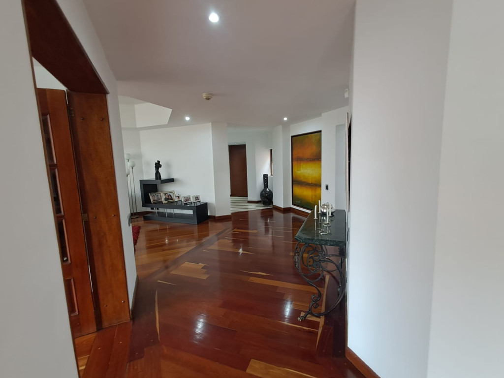Apartamento en venta en San Patricio, Bogotá · foto 7 de 24