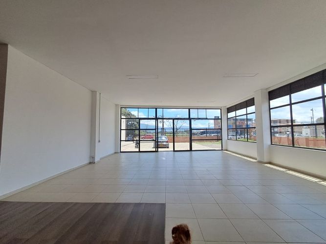 Local en arriendo en La Moya, Cota, 360 m² · foto 6 de 15