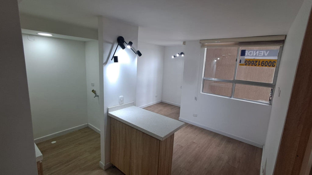 Apartamento en venta en La Felicidad, Bogotá · foto 3 de 10