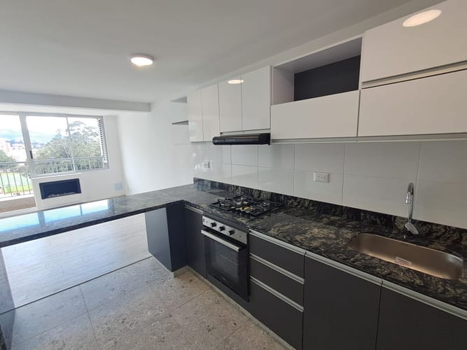 Apartamento de 2 alcobas en venta en Santa Teresa, Bogotá, 60 m² · foto 7 de 22