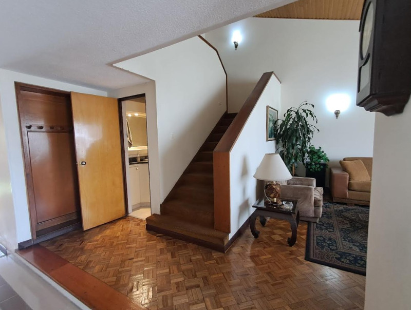 Casa en venta en Las Villas, Bogotá · foto 2 de 16
