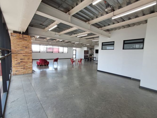 Oficina en arriendo en San Jose, Mosquera, 2096 m² · foto 6 de 12