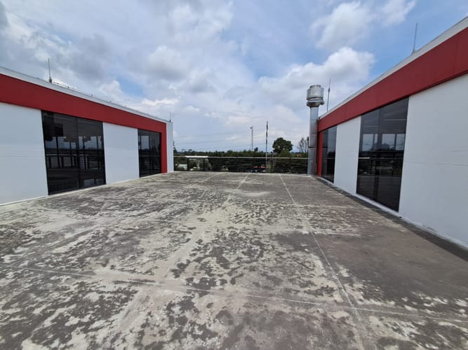 Oficina en arriendo en San Jose, Mosquera, 2096 m² · foto 11 de 12