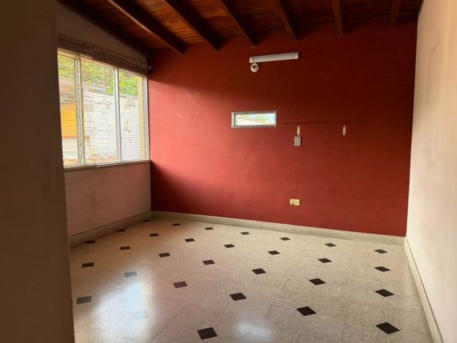 Casa de 5 alcobas en venta en El Danubio, Medellín, 265 m² · foto 8 de 24