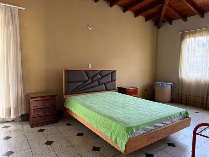 Casa de 5 alcobas en venta en El Danubio, Medellín, 265 m² · foto 14 de 24