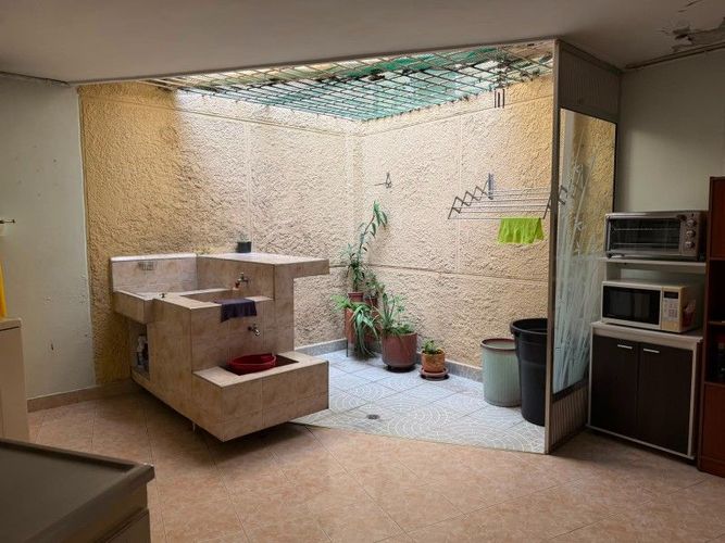 Casa de 5 alcobas en venta en El Danubio, Medellín, 265 m² · foto 21 de 24