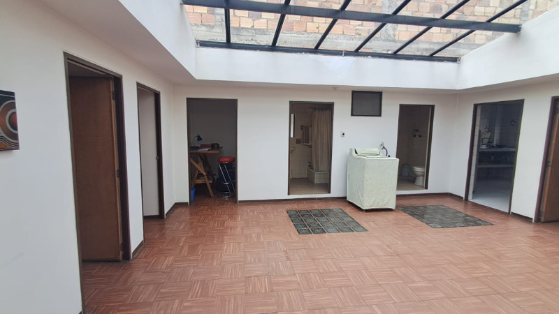 Casa en venta en Prado Veraniego, Bogotá · foto 2 de 17
