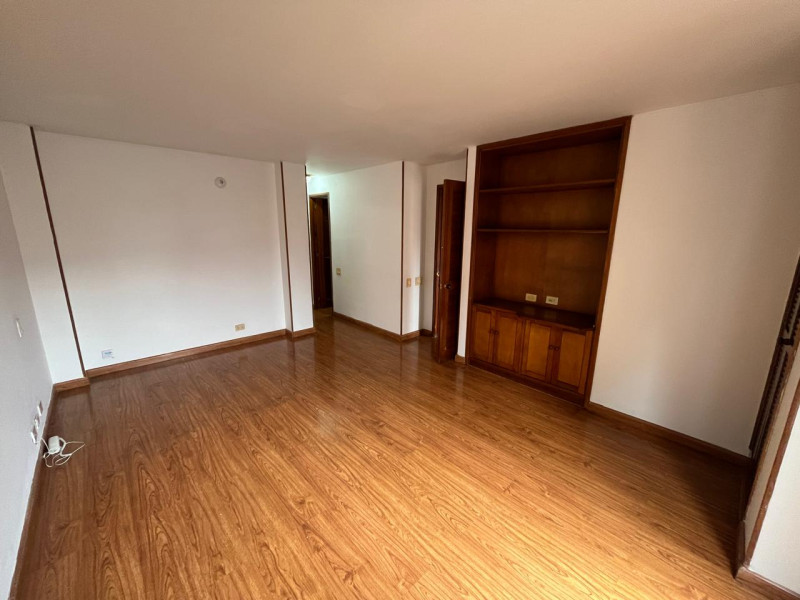 Casa en venta en Gratamira, Bogotá · foto 5 de 20