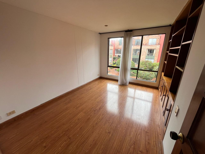 Casa en venta en Gratamira, Bogotá · foto 8 de 20