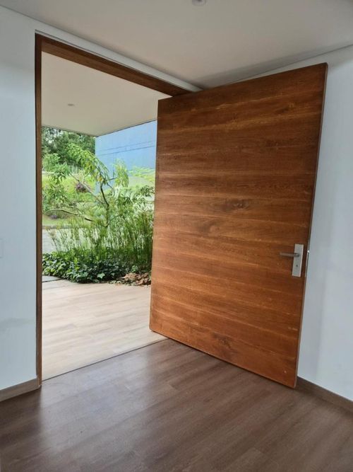 Casa de 3 alcobas en venta en El Retiro · foto 2 de 18