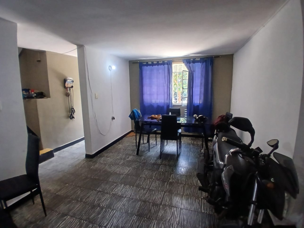 Casa en venta en Bosques De Santa Elena, Pereira · foto 2 de 23