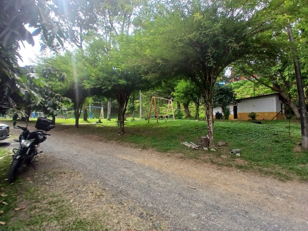 Casa en venta en Bosques De Santa Elena, Pereira · foto 10 de 23