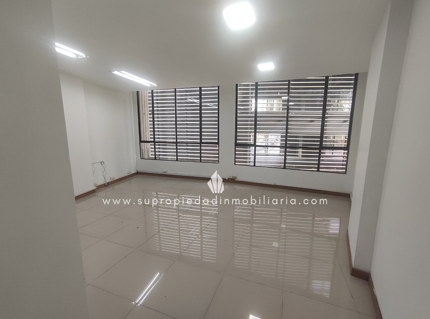 Retail space for rent in Milla de Oro, Medellín