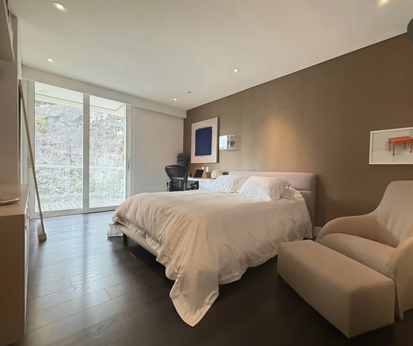 Apartamento de 4 alcobas en venta en Los Rosales, Bogotá, 393 m² · foto 16 de 18