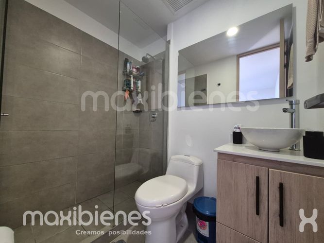 Apartamento de 2 alcobas en venta en Belchite, Rionegro, 60 m² · foto 2 de 16