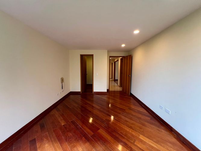 Apartamento de 3 alcobas en venta en El Poblado, Medellín, 173 m² · foto 6 de 18