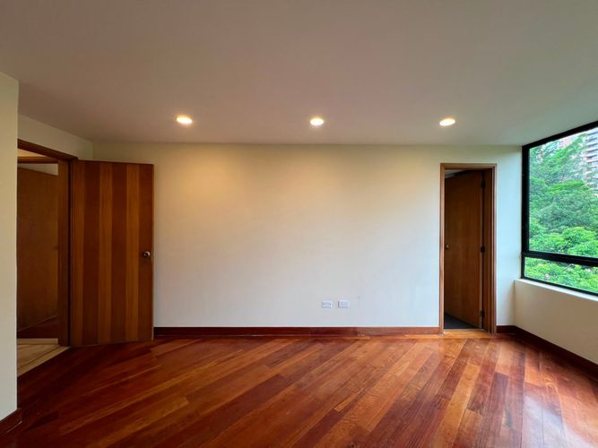 Apartamento de 3 alcobas en venta en El Poblado, Medellín, 173 m² · foto 7 de 18
