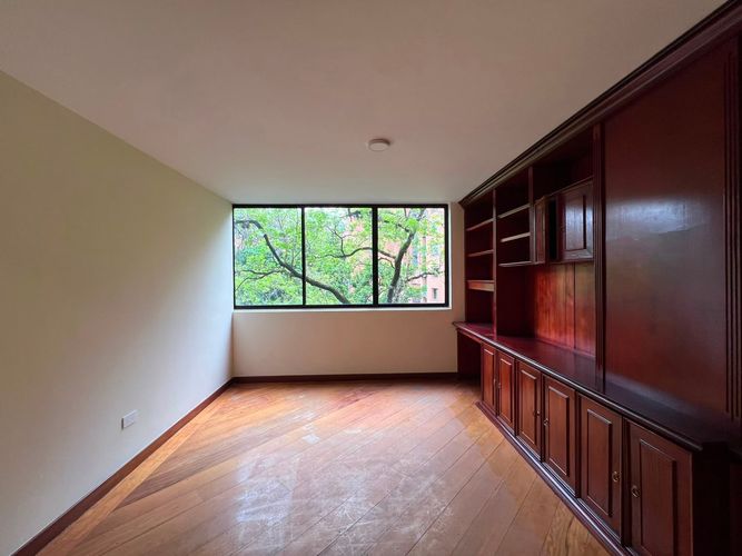 Apartamento de 3 alcobas en venta en El Poblado, Medellín, 173 m² · foto 4 de 18