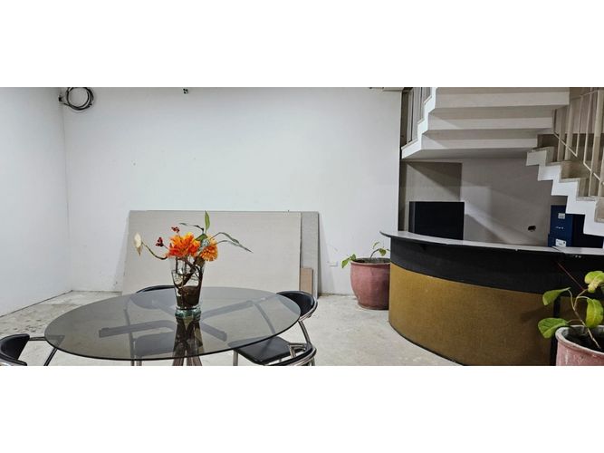 Casa de 5 alcobas en venta en El Limonar, Cali, 440 m² · foto 2 de 14