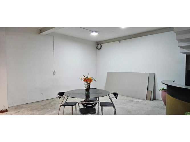 Casa de 5 alcobas en venta en El Limonar, Cali, 440 m² · foto 4 de 14