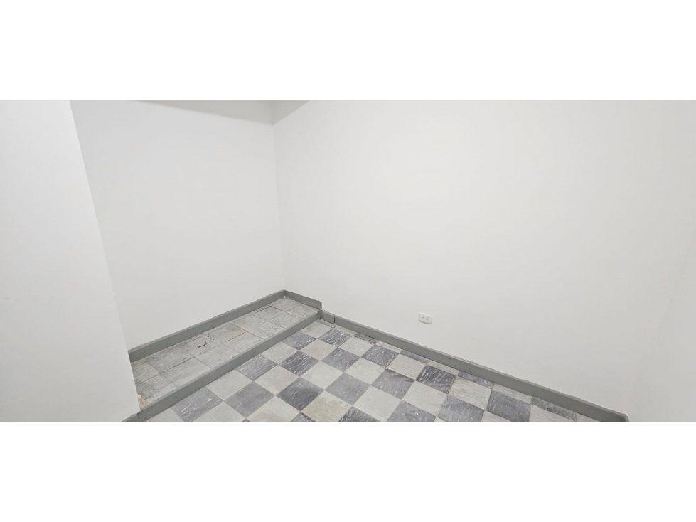 Edificio en venta en Versalles, Cali, 692 m² · foto 8 de 20