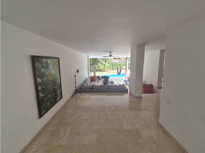 Casa de 10 alcobas en venta en Ciudad Jardin, Cali, 950 m² · foto 4 de 24