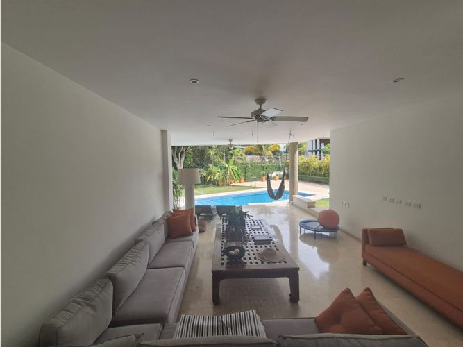 Casa de 10 alcobas en venta en Ciudad Jardin, Cali, 950 m² · foto 5 de 24