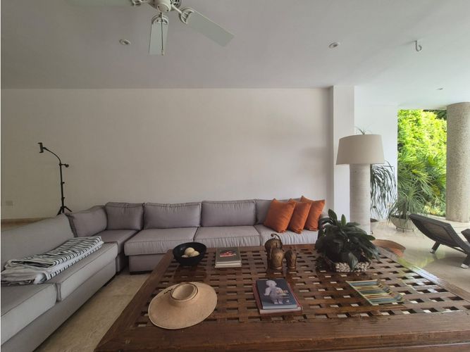 Casa de 10 alcobas en venta en Ciudad Jardin, Cali, 950 m² · foto 7 de 24