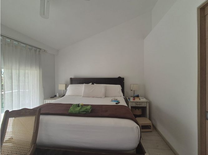 Casa de 10 alcobas en venta en Ciudad Jardin, Cali, 950 m² · foto 23 de 24