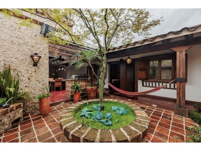 Edificio en venta en La Florida, Medellín, 966 m² · foto 16 de 24