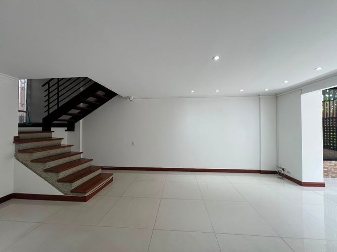 Casa de 4 alcobas en venta en El Poblado, Medellín, 230 m² · foto 7 de 19
