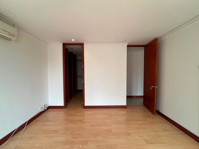 Casa de 4 alcobas en venta en El Poblado, Medellín, 230 m² · foto 12 de 19