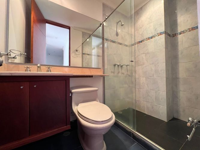 Casa de 4 alcobas en venta en El Poblado, Medellín, 230 m² · foto 17 de 19