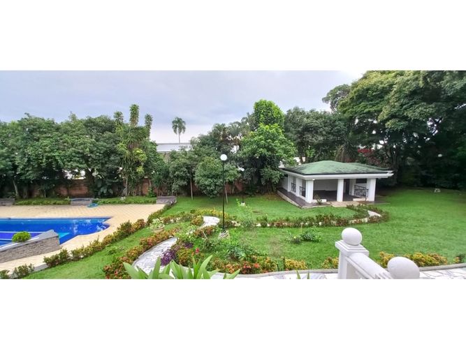 Casa de 7 alcobas en venta en Pance Bajo, Cali, 923 m² · foto 3 de 20