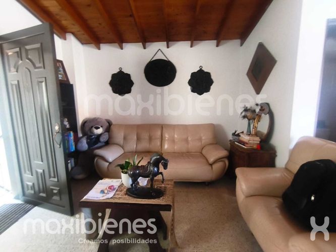 Apartamento de 4 alcobas en venta en Guarne, 146 m² · foto 3 de 12