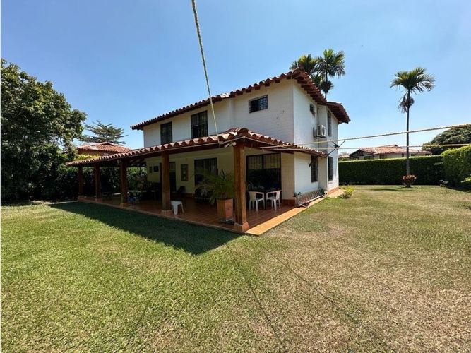 Casa de 4 alcobas en venta en Pance, Cali, 300 m² · foto 2 de 21