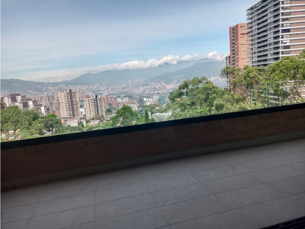 Apartamento en arriendo en Altos Del Poblado, Medellín · foto 16 de 16