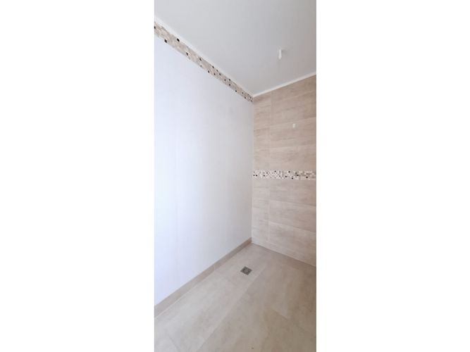 Local en arriendo en Fundadores, Armenia, 693 m² · foto 11 de 24