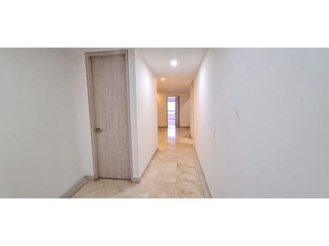 Local en arriendo en Fundadores, Armenia, 693 m² · foto 16 de 24