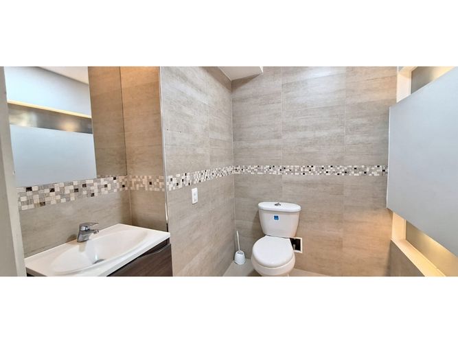 Local en arriendo en Fundadores, Armenia, 693 m² · foto 18 de 24