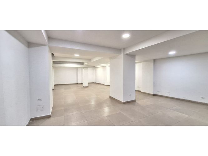 Local en arriendo en Fundadores, Armenia, 693 m² · foto 22 de 24