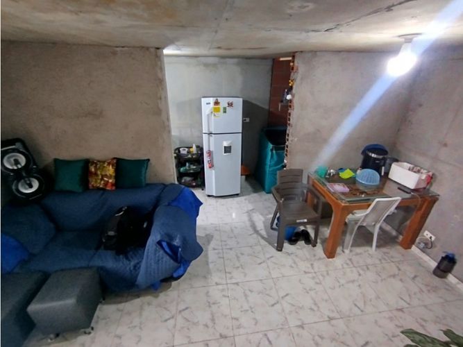 Apartamento de 3 alcobas en venta en Quitasol, Bello, 54 m² · foto 2 de 24