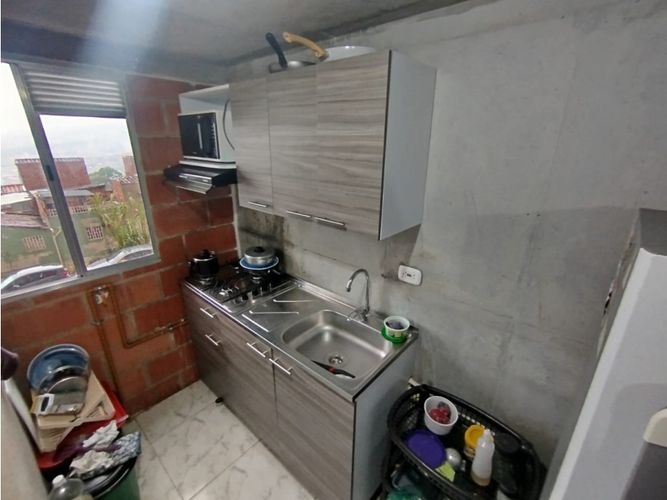 Apartamento de 3 alcobas en venta en Quitasol, Bello, 54 m² · foto 9 de 24