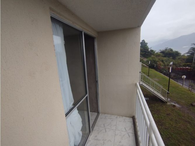 Apartamento de 3 alcobas en venta en Quitasol, Bello, 54 m² · foto 14 de 24