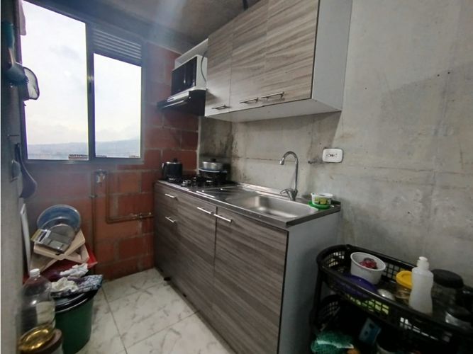 Apartamento de 3 alcobas en venta en Quitasol, Bello, 54 m² · foto 18 de 24