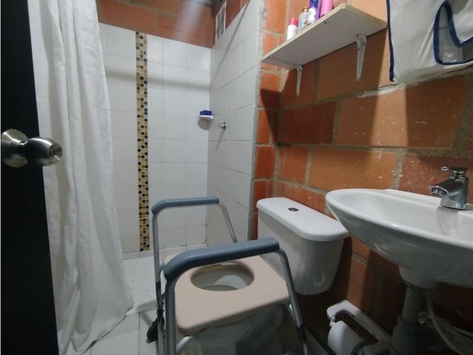 Apartamento de 3 alcobas en venta en Quitasol, Bello, 54 m² · foto 20 de 24