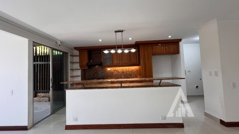Apartment for rent in El Poblado, Medellín