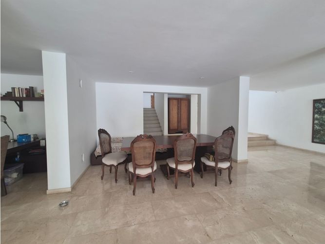 Casa de 5 alcobas en venta en Ciudad Jardin, Cali, 600 m² · foto 4 de 22