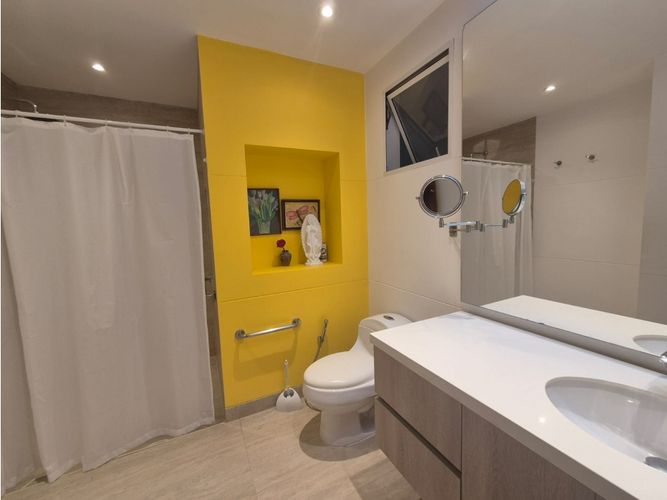 Casa de 5 alcobas en venta en Ciudad Jardin, Cali, 600 m² · foto 21 de 22